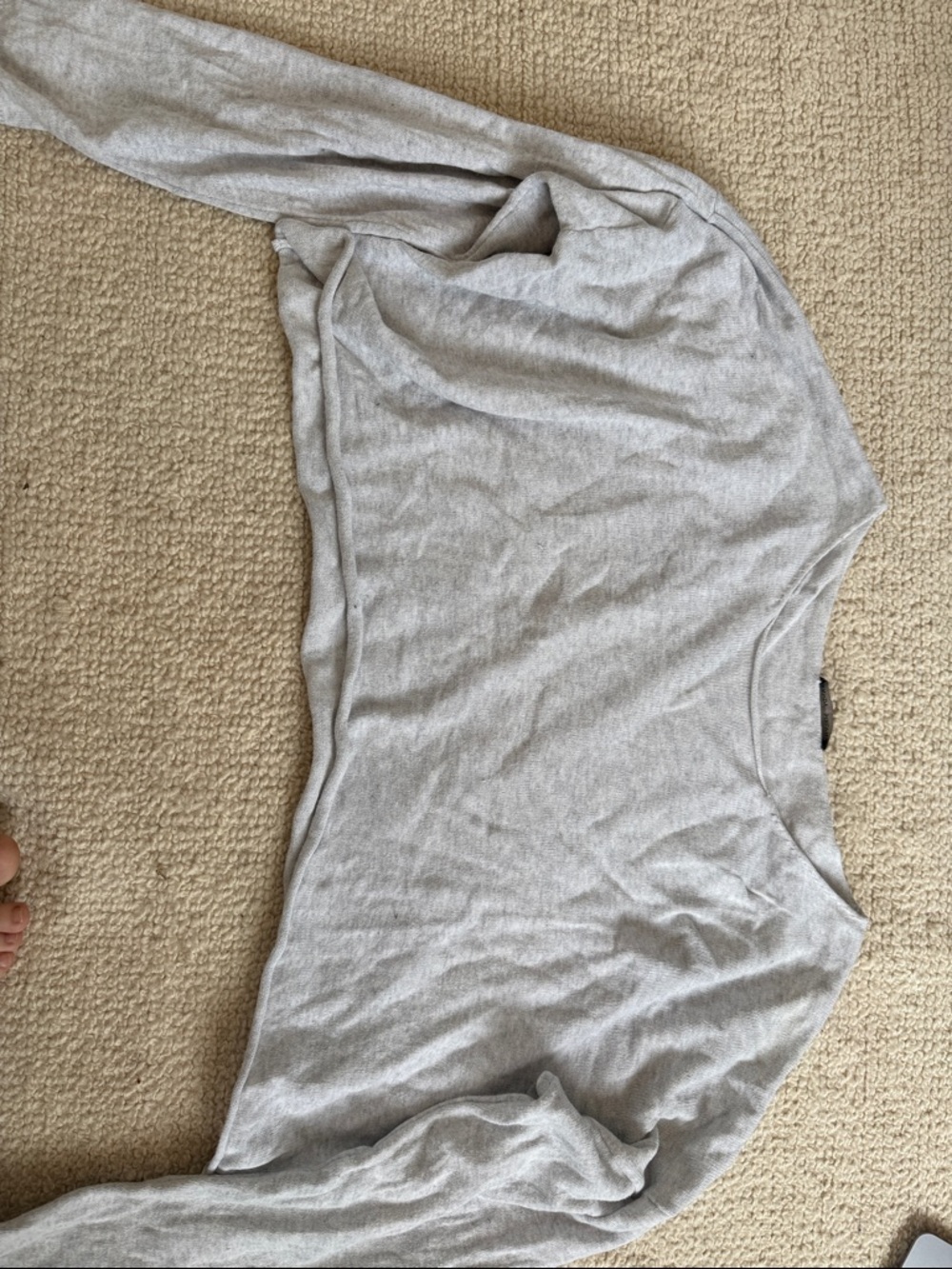 Cropped Brandy Melville Light Gray Long Sleeve Sweater